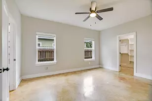 103 East St, Smithville, TX 78957 - Photo 11