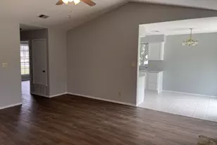 305 Hickok Ct, Austin, TX 78753 - Photo 5