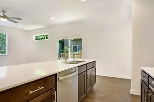6800 Menchaca Rd, Austin, TX 78745 - Photo 7