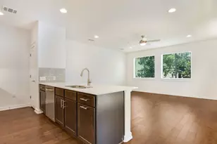 6800 Menchaca Rd, Austin, TX 78745 - Photo 15