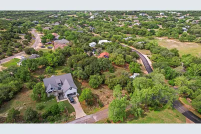 416 Dunkeld Drive, Spicewood, TX 78669 - Photo 5