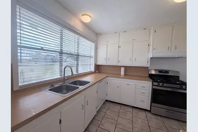 500 Greasy Bend, Smithville, TX 78957 - Photo 7