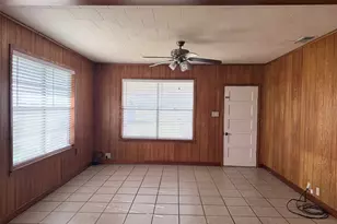 500 Greasy Bend, Smithville, TX 78957 - Photo 3