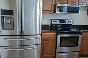 209 Phillips St, Hutto, TX 78634 - Photo 3