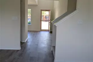 209 Phillips St, Hutto, TX 78634 - Photo 5