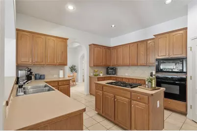 2101 Aaron Ross Way, Round Rock, TX 78665 - Photo 11