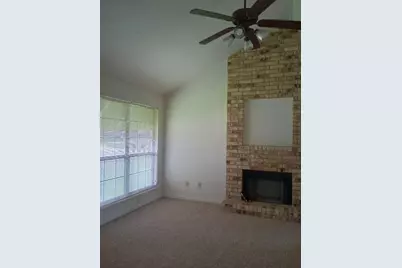 728 W San Antonio Street #108B, Lockhart, TX 78644 - Photo 3