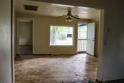 803 Third Street, Lockhart, TX 78644 - Photo 5
