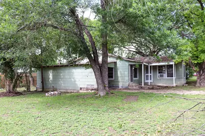 803 Third Street, Lockhart, TX 78644 - Photo 13