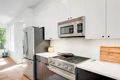 5205 Scottish Thistle Drive, Austin, TX 78739 - Photo 15