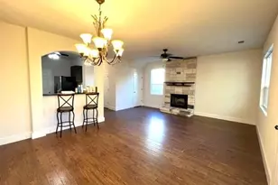 6201 Grover Ave, Austin, TX 78757 - Photo 11