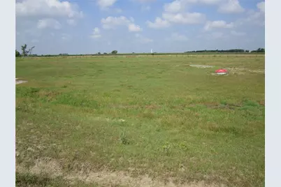1602 County Road 470, Coupland, TX 78615 - Photo 7