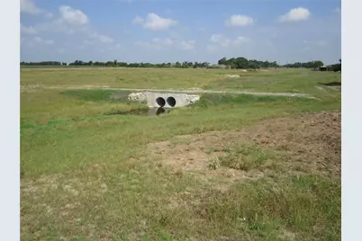1602 County Road 470, Coupland, TX 78615 - Photo 5