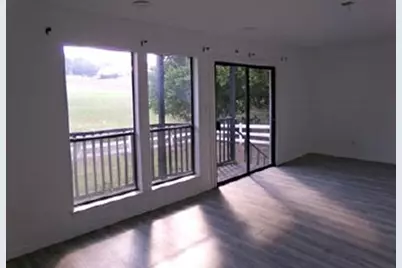 20707 Greenpark Drive, Lago Vista, TX 78645 - Photo 5