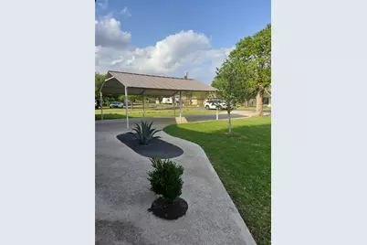209 Green Pasture, Hutto, TX 78634 - Photo 5