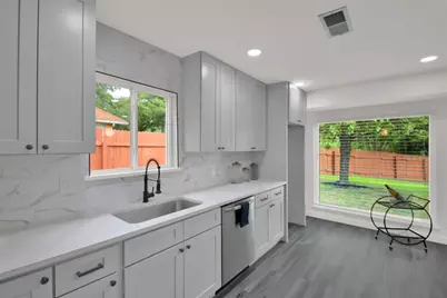 1408 Fairfield Drive, Austin, TX 78758 - Photo 9