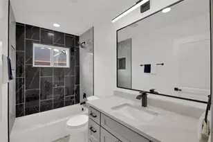 1408 Fairfield Dr, Austin, TX 78758 - Photo 11