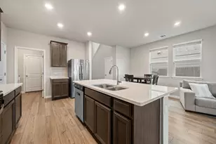 133 Outlaw Dr, Liberty Hill, TX 78642 - Photo 9