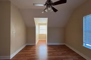 1309 Olander St, Austin, TX 78702 - Photo 11