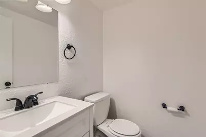 5616 Emerald Forest Drive #121, Austin, TX 78745 - Photo 9
