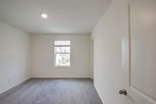 110 Blackbear Dr, Hutto, TX 78634 - Photo 19