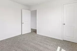 552 Gilmer Ln, Buda, TX 78610 - Photo 27