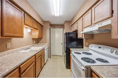 9797 Leawood Boulevard #1202, Houston, TX 77099 - Photo 1