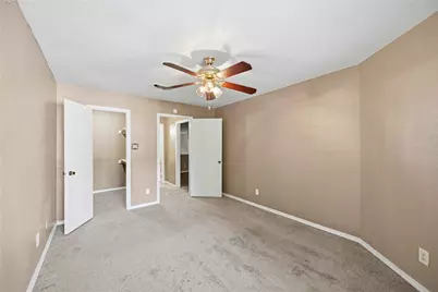 9797 Leawood Boulevard #1202, Houston, TX 77099 - Photo 5