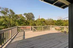 402 Philco Dr, Austin, TX 78745 - Photo 9