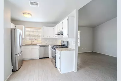 11906 Sunhillow Bend #B, Austin, TX 78758 - Photo 5