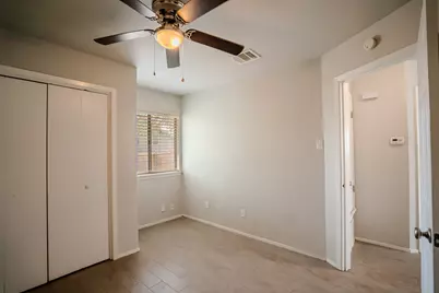 11906 Sunhillow Bend #B, Austin, TX 78758 - Photo 11