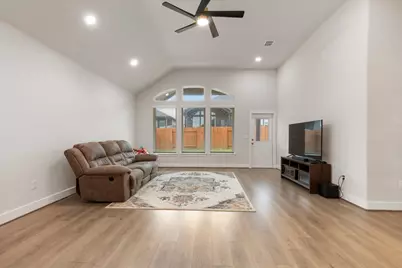 450 Durian Loop, Buda, TX 78610 - Photo 13