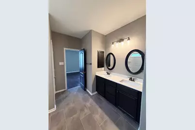 640 Landon Samuel Loop, Pflugerville, TX 78660 - Photo 23