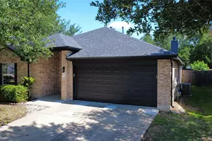 204 Newport Landing Pl, Round Rock, TX 78665 - Photo 3