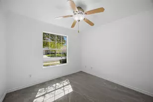204 Newport Landing Pl, Round Rock, TX 78665 - Photo 11