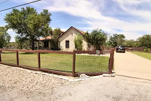 10260 Twin Lake Loop, Dripping Springs, TX 78620 - Photo 3