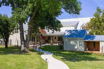 405 Frederick Road, Fredericksburg, TX 78624 - Photo 21