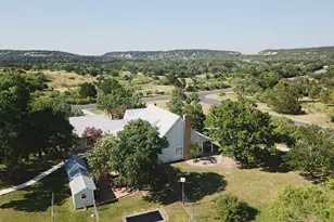 405 Frederick Rd, Fredericksburg, TX 78624 - Photo 29
