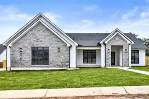 2141 Stone Meadow, Fredericksburg, TX 78624 - Photo 39