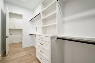 2141 Stone Meadow, Fredericksburg, TX 78624 - Photo 23