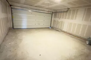 13336 Illumination Rd, Elgin, TX 78621 - Photo 9