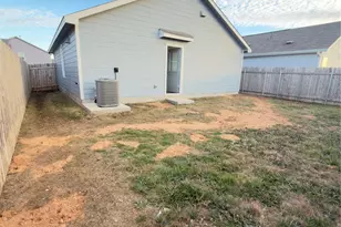 13336 Illumination Rd, Elgin, TX 78621 - Photo 11