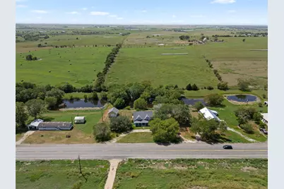 537 Fm 2436, La Grange, TX 78945 - Photo 1