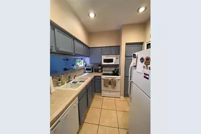 2901 San Jacinto Boulevard #305, Austin, TX 78705 - Photo 5