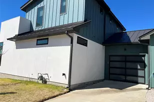 2105 Greenwood Ave, Austin, TX 78723 - Photo 23