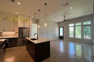 2105 Greenwood Ave, Austin, TX 78723 - Photo 7