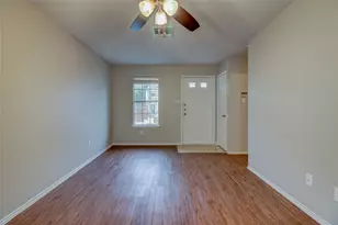 202 S College St, Georgetown, TX 78626 - Photo 11