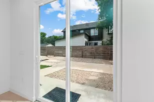5305 Ledesma Rd, Austin, TX 78721 - Photo 11