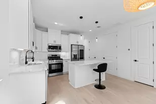 5305 Ledesma Rd, Austin, TX 78721 - Photo 1