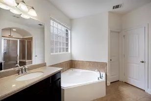 1648 Sun Ledge Way, New Braunfels, TX 78130 - Photo 15